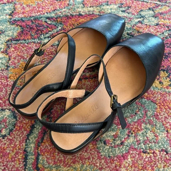 Madewell | Women’s Black Leather The Jeanne Slingback Adjustable Strap Flats 7 - Picture 8 of 16